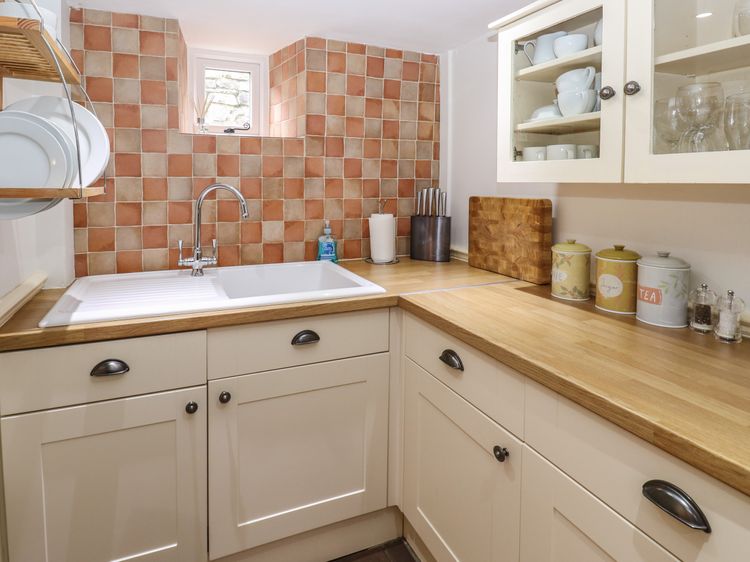 Buttercup Cottage, listing photograph 10