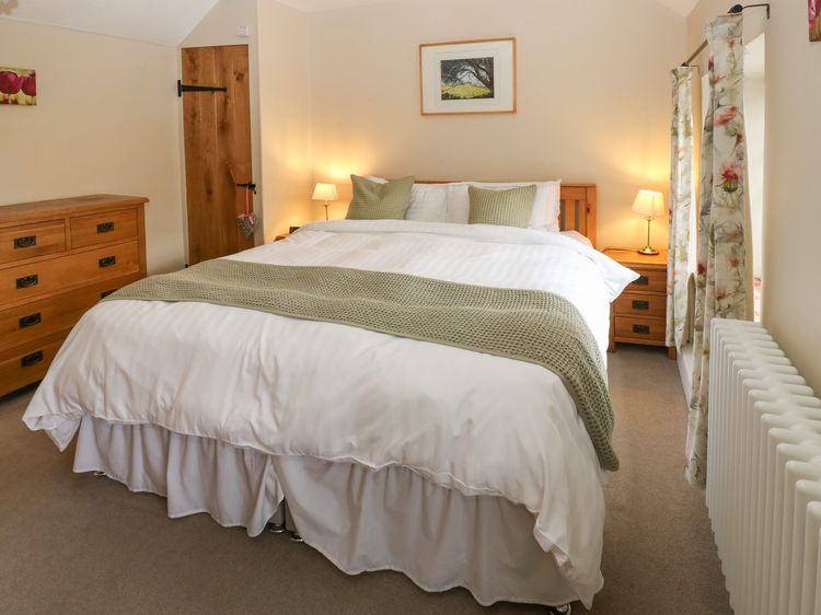 Buttercup Cottage, listing photograph 12