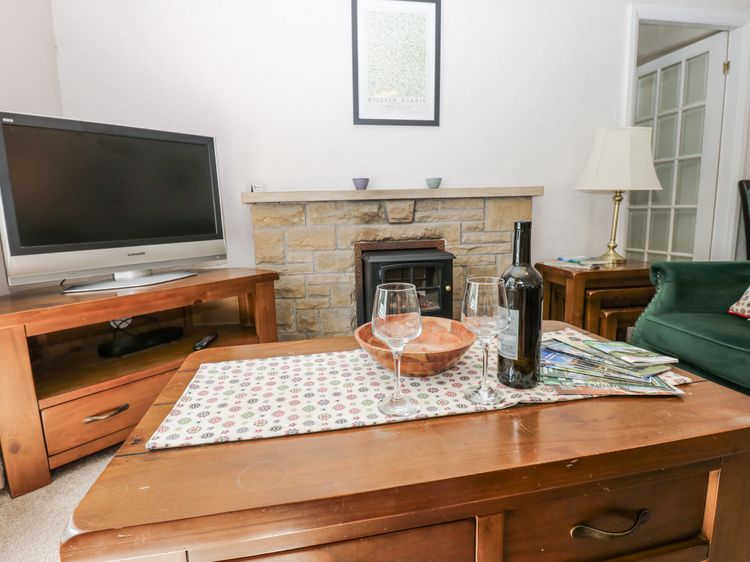 Joyces Cottage, 2 Brown Hill, listing photograph 6