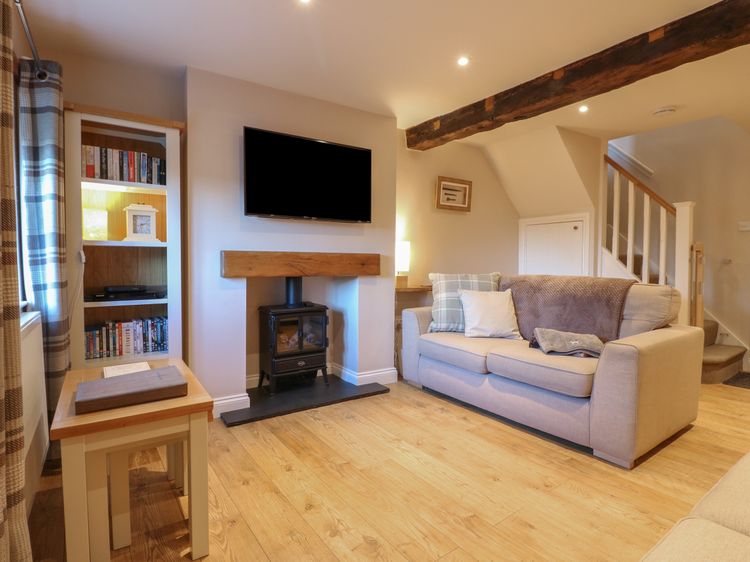 Clematis Cottage, listing photograph 3