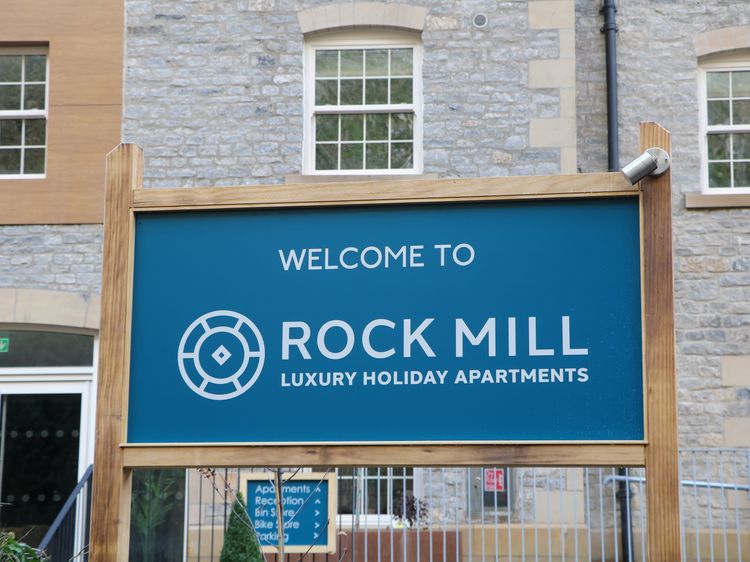 48 Rock Mill, listing photograph 3