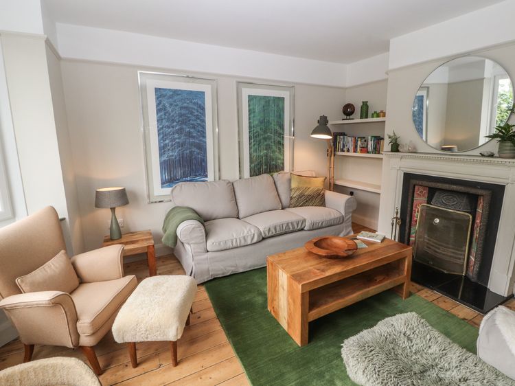 Beech Croft, listing photograph 3