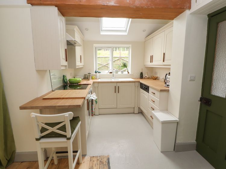 Beech Croft, listing photograph 10