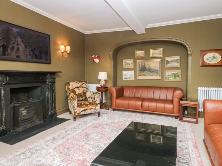 Penny Bridge House, listing photograph 11