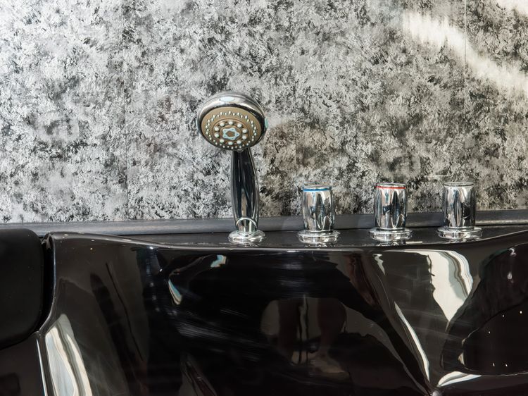 The Penthouse, listing photograph 4