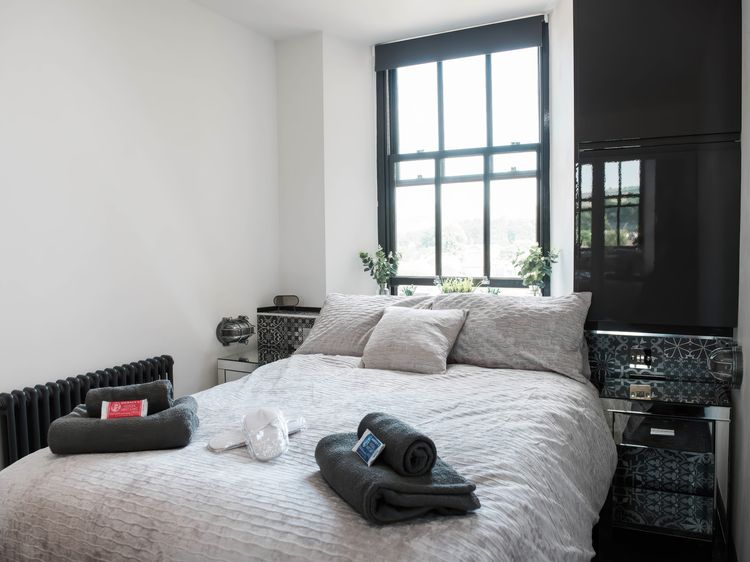 The Residence, listing photograph 8