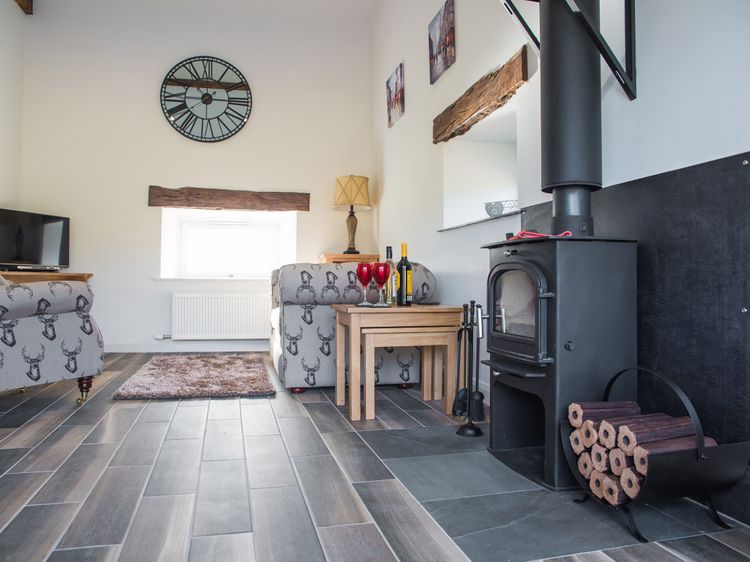 The Hidden Place, listing photograph 10