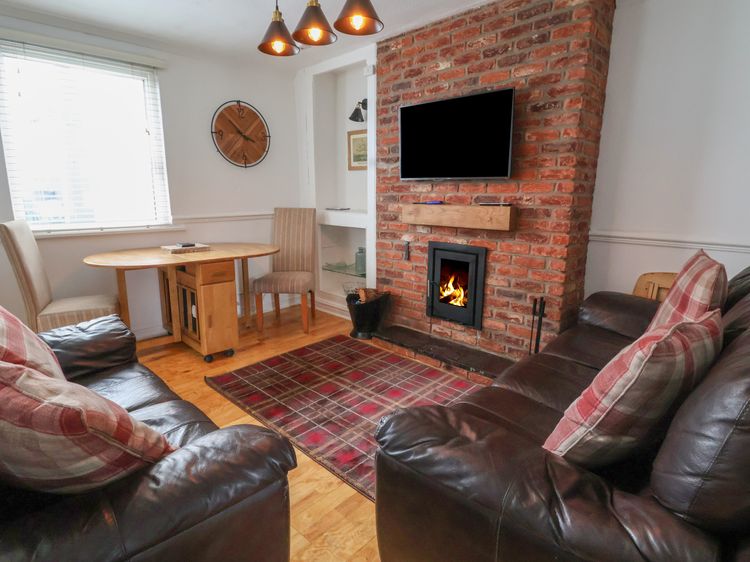 Ty Pen Y Bryn, listing photograph 4