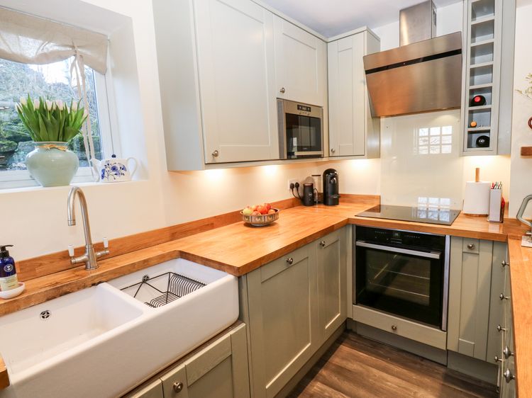 Hope View House, listing photograph 12
