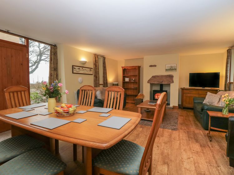 Winder Barn, listing photograph 7
