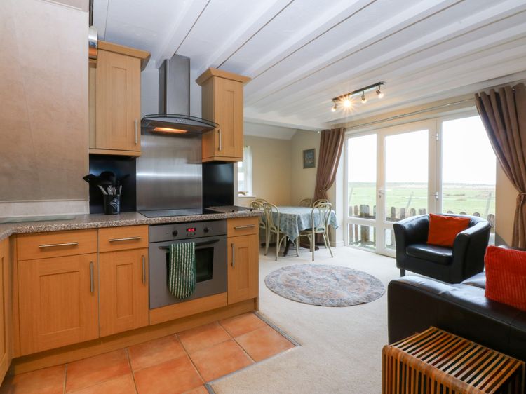 Oak Cottage, listing photograph 4