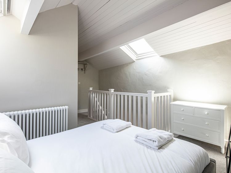 The Artists Loft, listing photograph 9