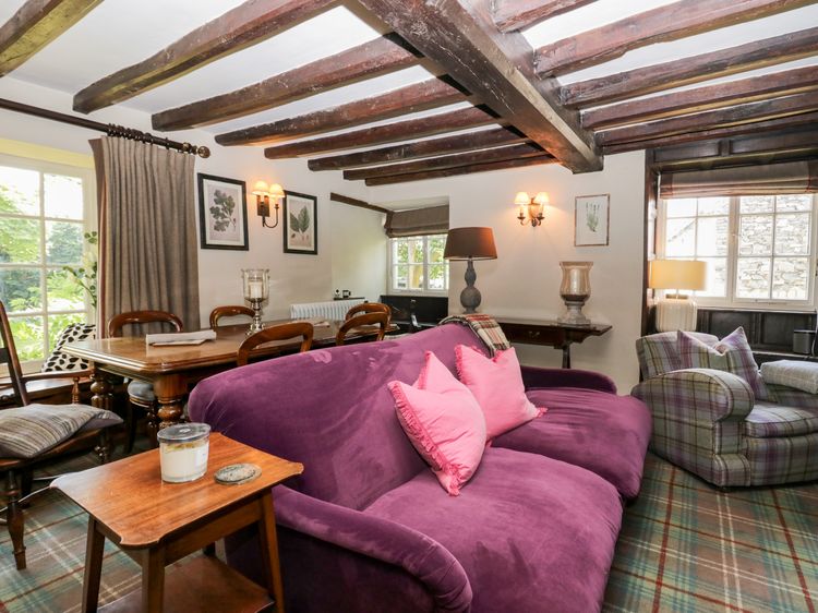 The Old House, listing photograph 4