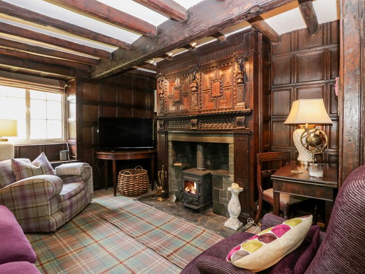 The Old House, listing photograph 5