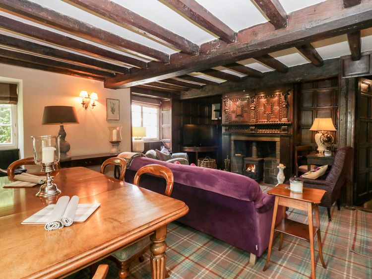 The Old House, listing photograph 8
