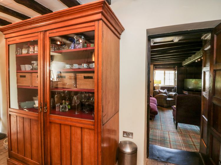 The Old House, listing photograph 11