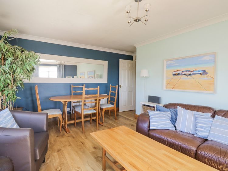 Seaspray, listing photograph 6