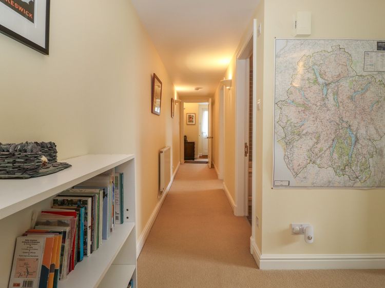 Chase View, listing photograph 11