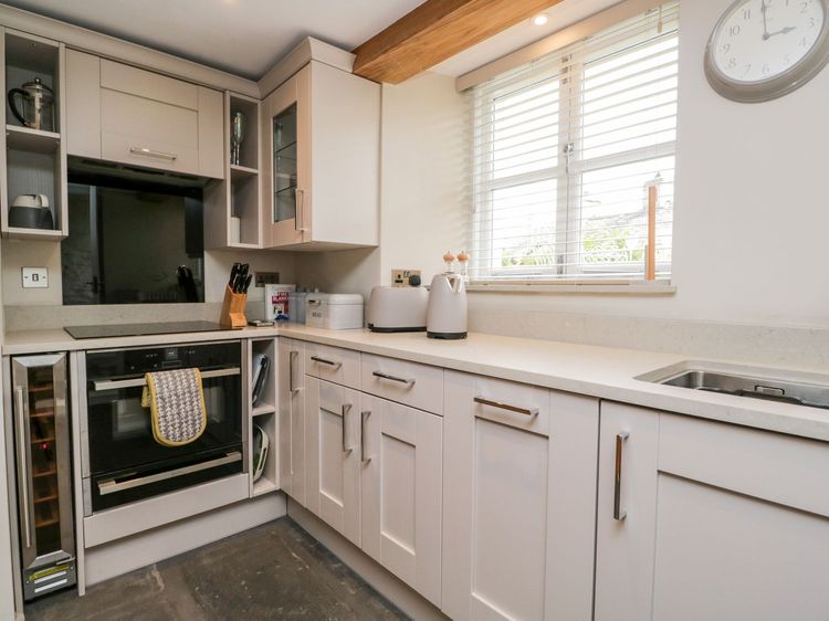 Jessamine Cottage, listing photograph 9