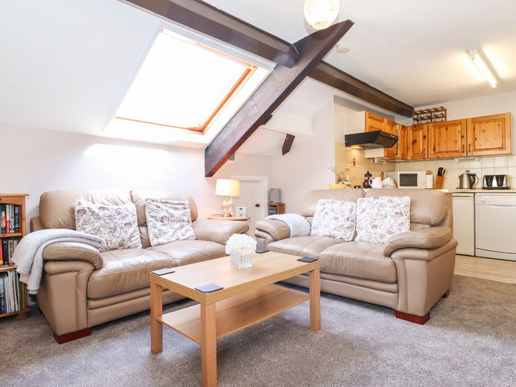 Bakers Yard Cottage, listing photograph 4