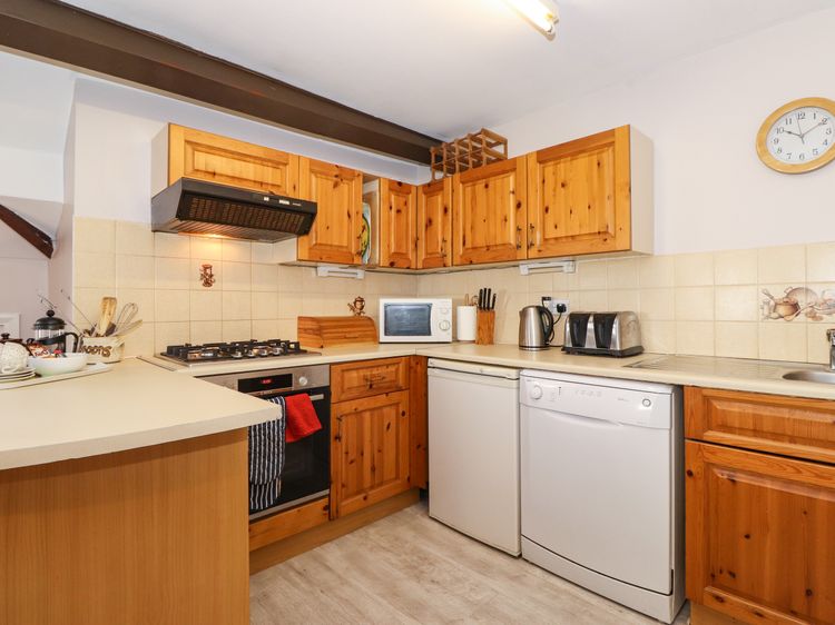 Bakers Yard Cottage, listing photograph 11