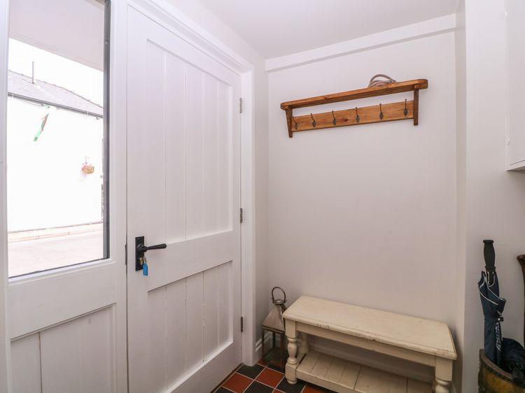 19 Lion Street, listing photograph 3