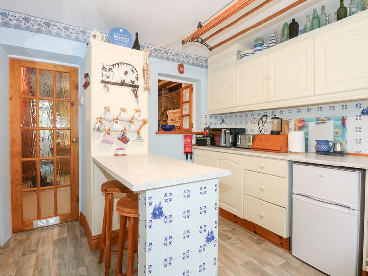 6 Maen Y Wern, listing photograph 7