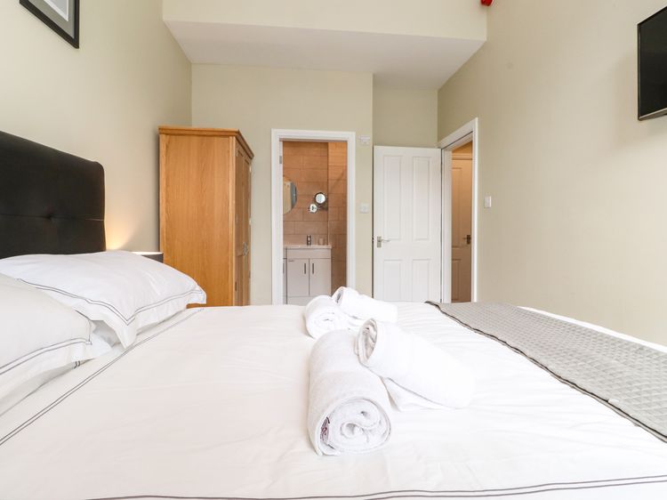 Wansfell Loft, listing photograph 9