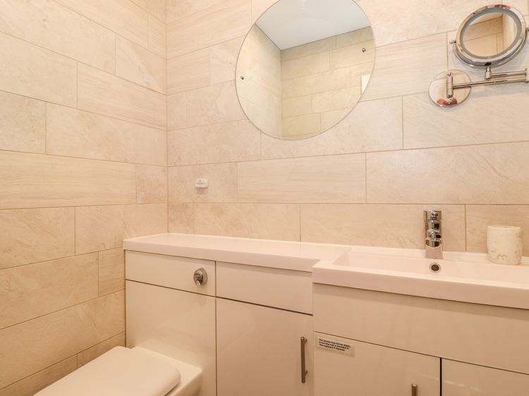 Wansfell Loft, listing photograph 11