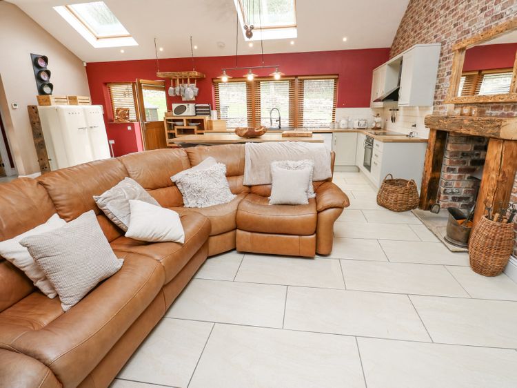 4 Pheasant Lane, listing photograph 5