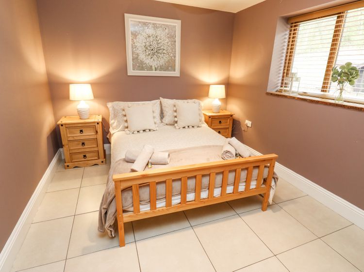 4 Pheasant Lane, listing photograph 10