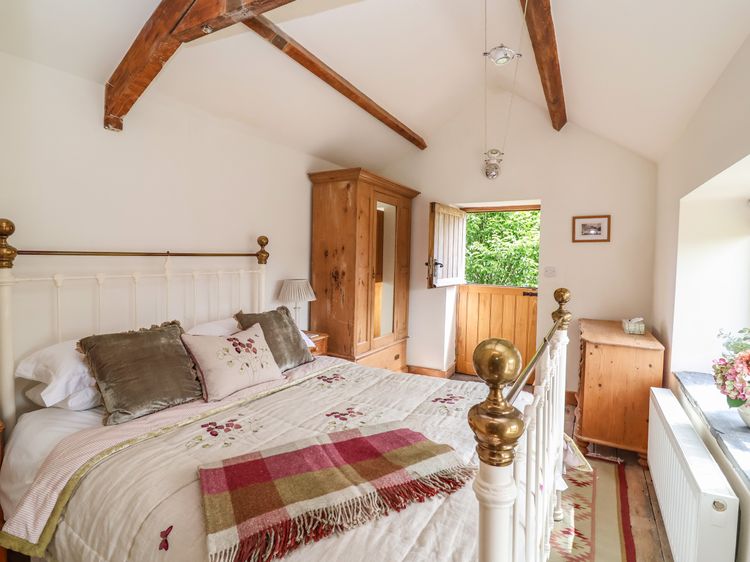 Taitlands Barn, listing photograph 10