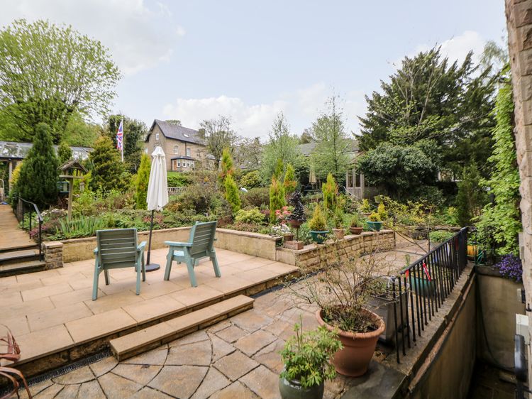 Garden Apartment
