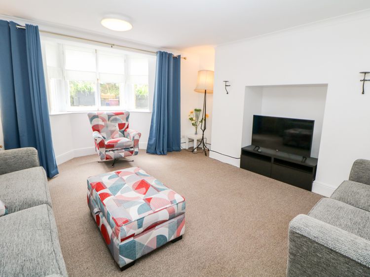 Garden Apartment, listing photograph 6