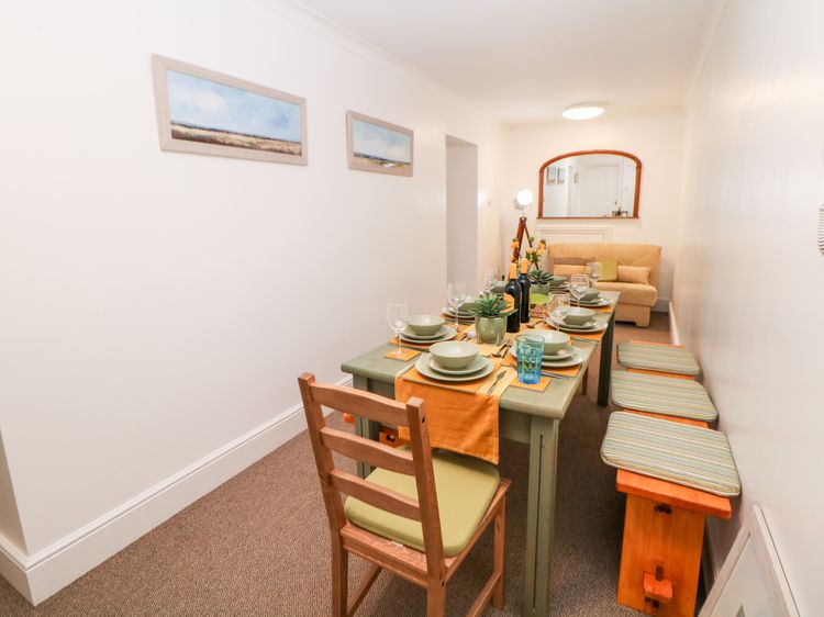 Garden Apartment, listing photograph 10