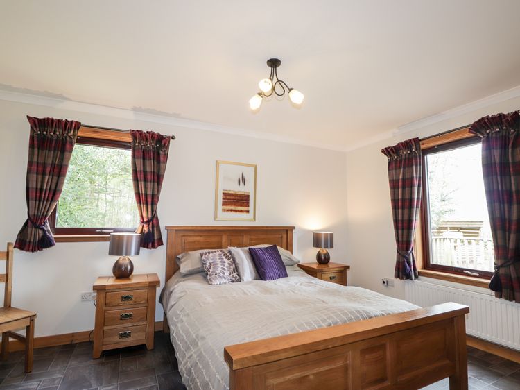 Lovat Highland Bothy, listing photograph 9