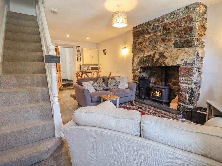 Llygoden Cottage, listing photograph 12