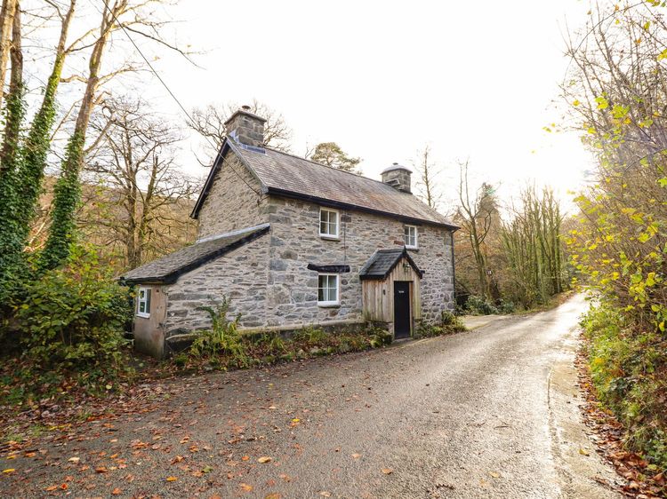 Pen y Bont, listing photograph 3