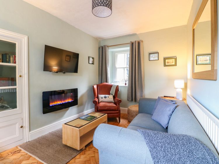 Knoll Cottage, listing photograph 4