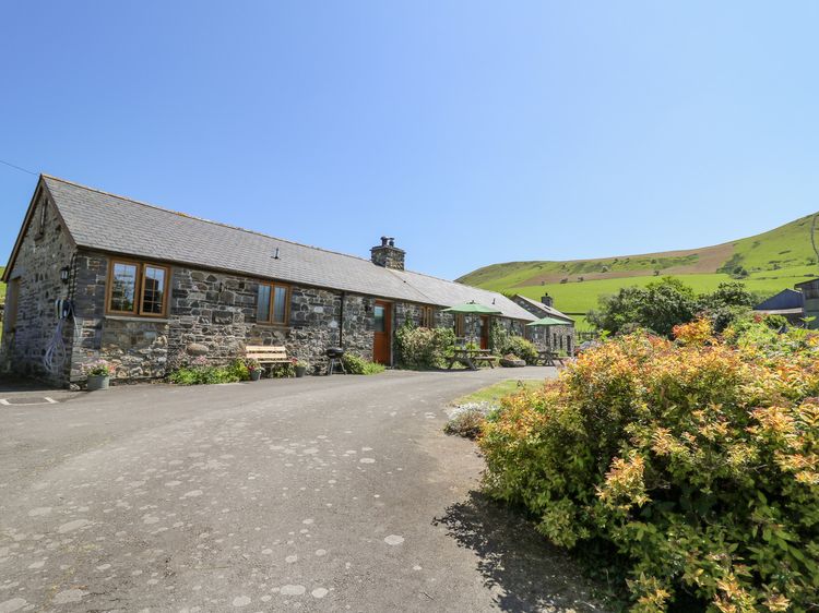 Swn y Nant, listing photograph 2