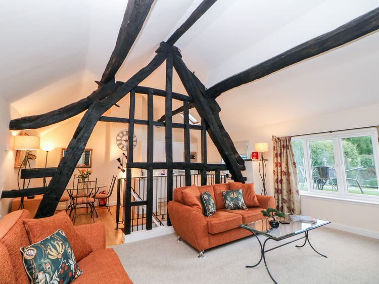 Wilson Eyre Cottage, listing photograph 4