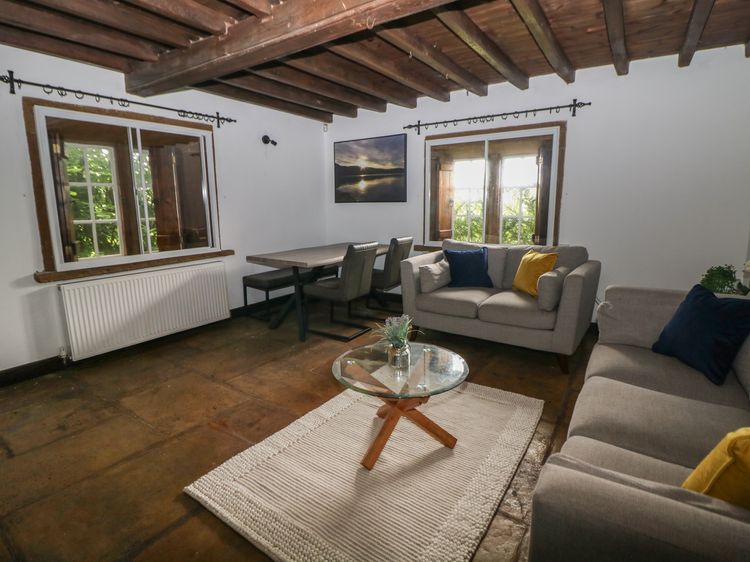 Whim Cottage, listing photograph 4