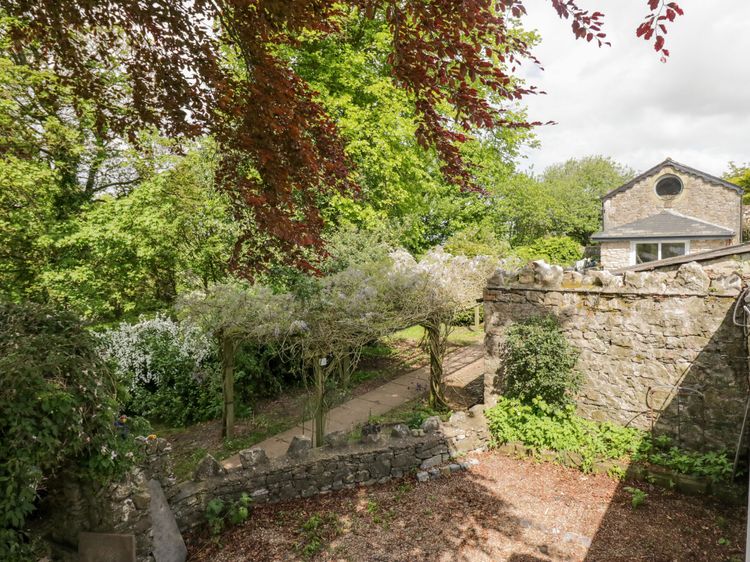 Clarence House, listing photograph 7