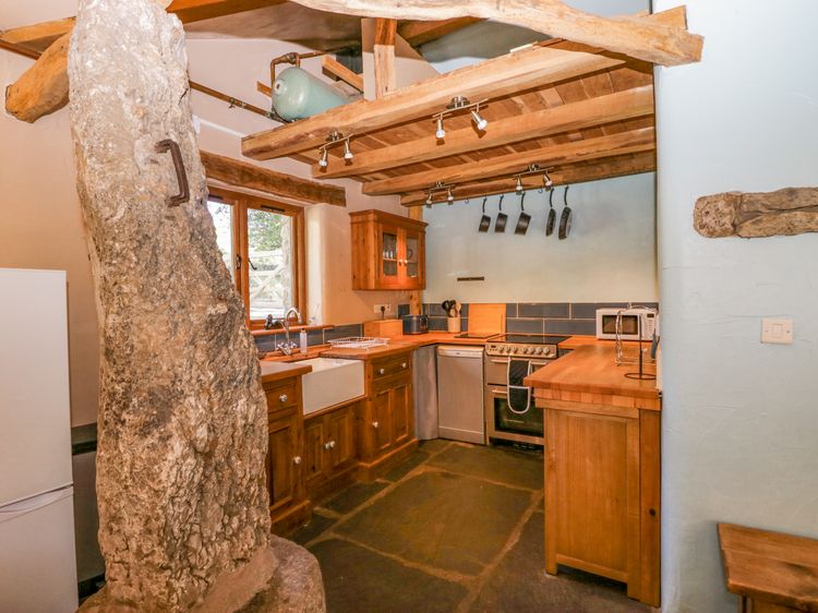 Egg Pudding Stone, listing photograph 11