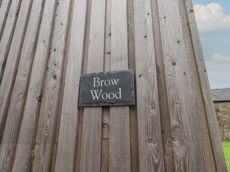 Brow Wood Cabin, listing photograph 3