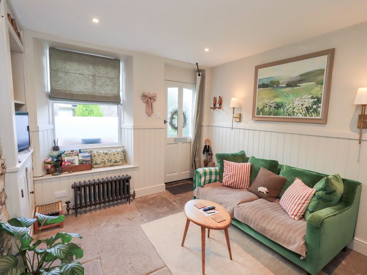 Gosling Cottage, listing photograph 4