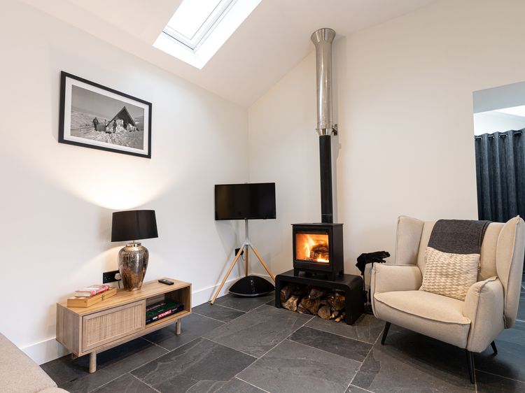 The Bothy, listing photograph 4
