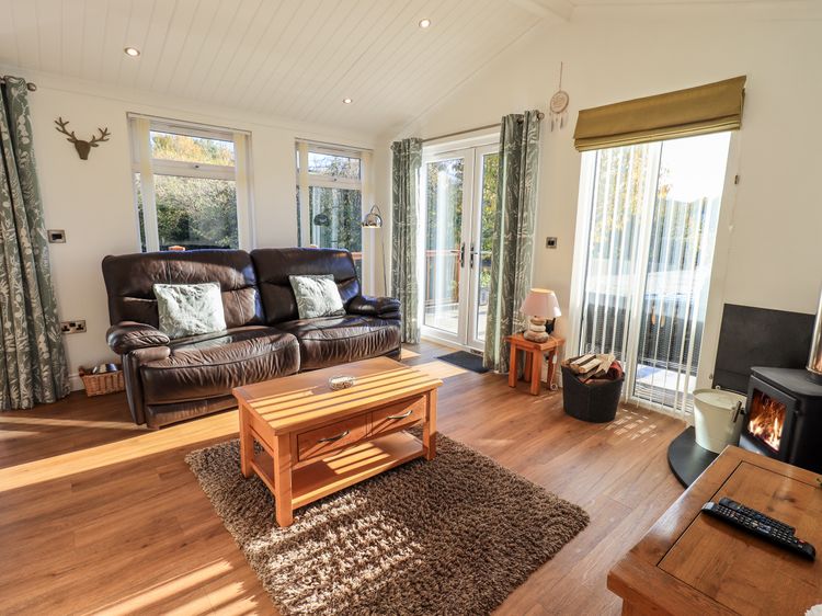 Pippin Lodge, listing photograph 3