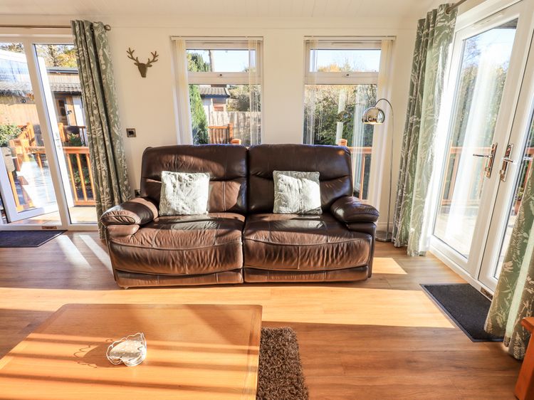Pippin Lodge, listing photograph 8