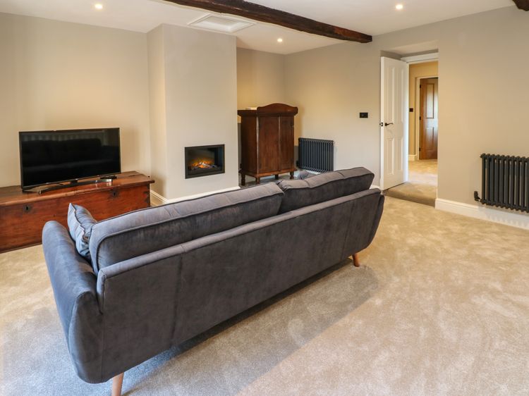Luham Cottage, listing photograph 4